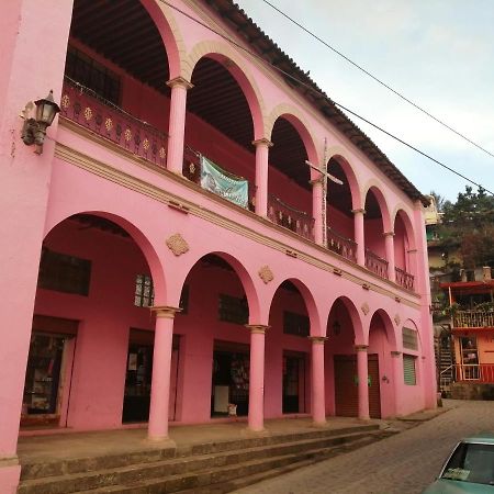 Hotel Jardin Mineral de Angangueo Esterno foto