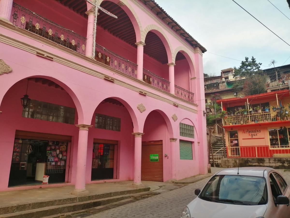 Hotel Jardin Mineral de Angangueo Esterno foto